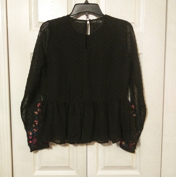 BBWM Sheer Floral Embroidered Boho Shirt - Picture 3 of 4